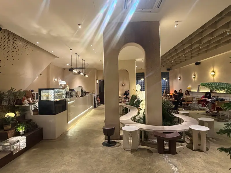 Photo of reply 1988 cafe