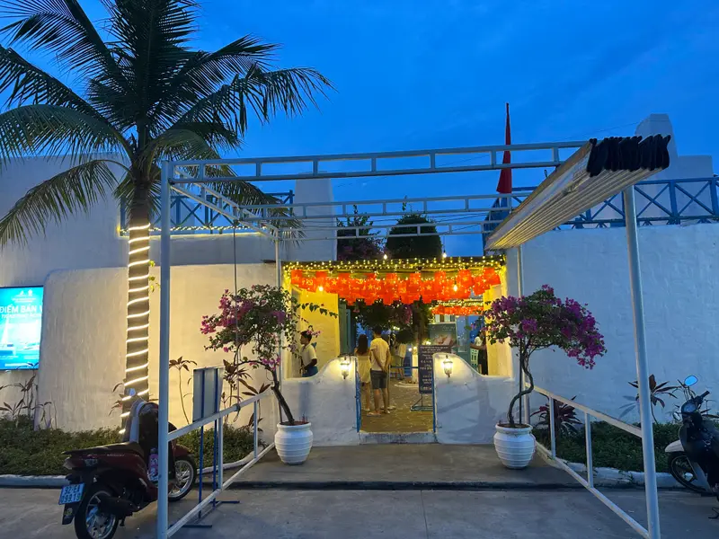 Photo of son tra marina
