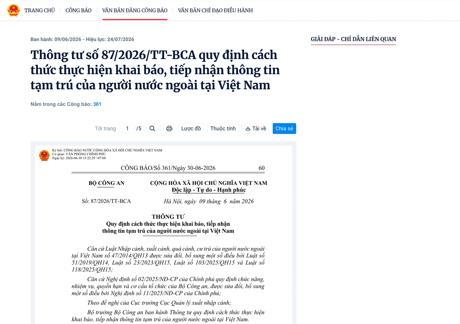 Official Gazette page for Circular 87/2026/TT-BCA, dated issued 09/06/2026 and effective 24/07/2026, with the first page of the signed circular on declaring and receiving foreigners' temporary residence information